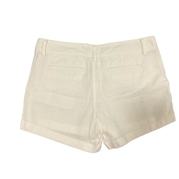 Lilly Pulitzer Callahan Short Size 10 - Picture 2 of 7